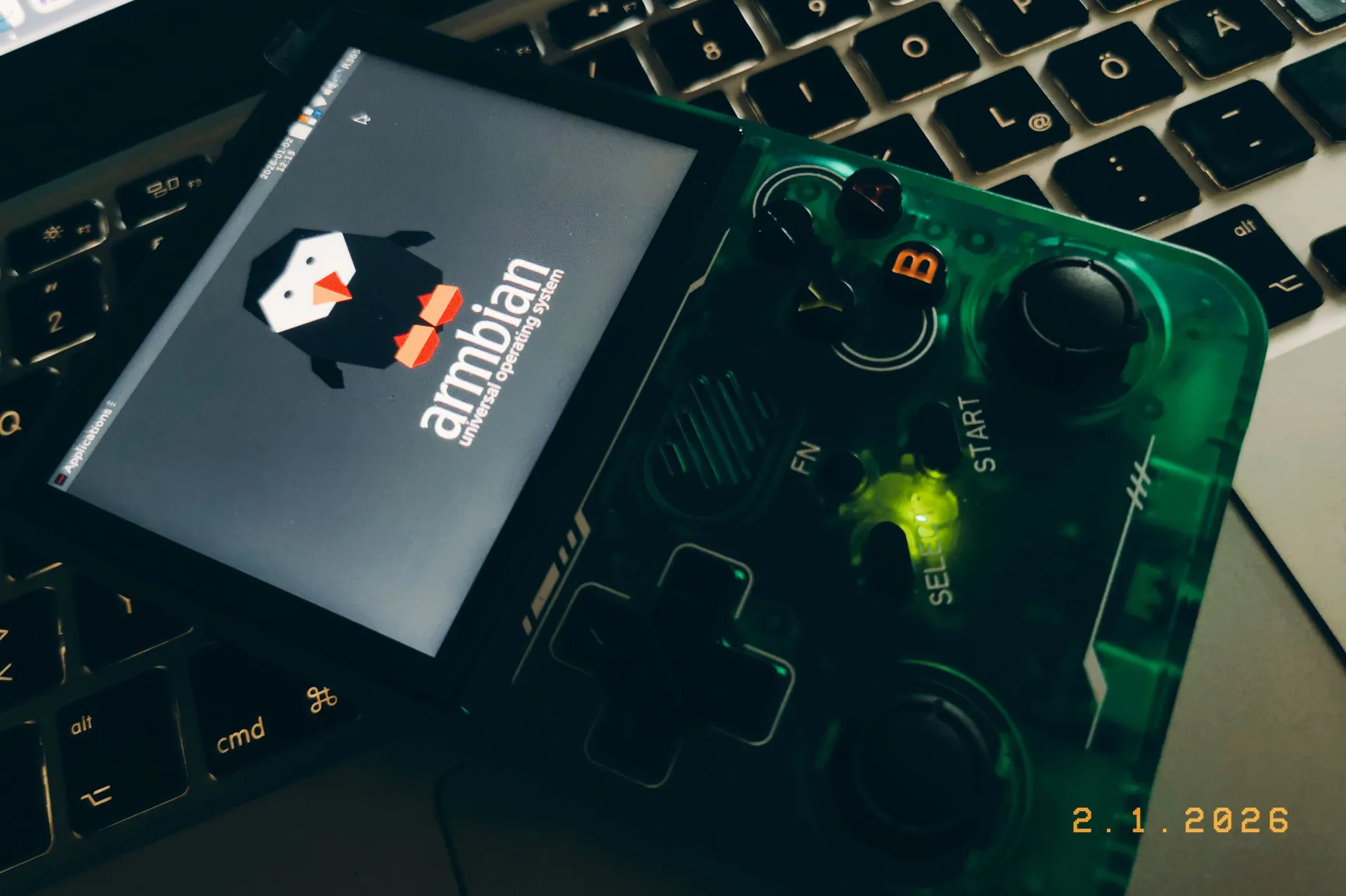 Armbian running on the r36xx device